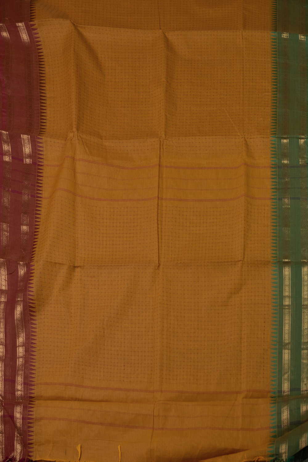 Kanchi Sarees - Matkatus 