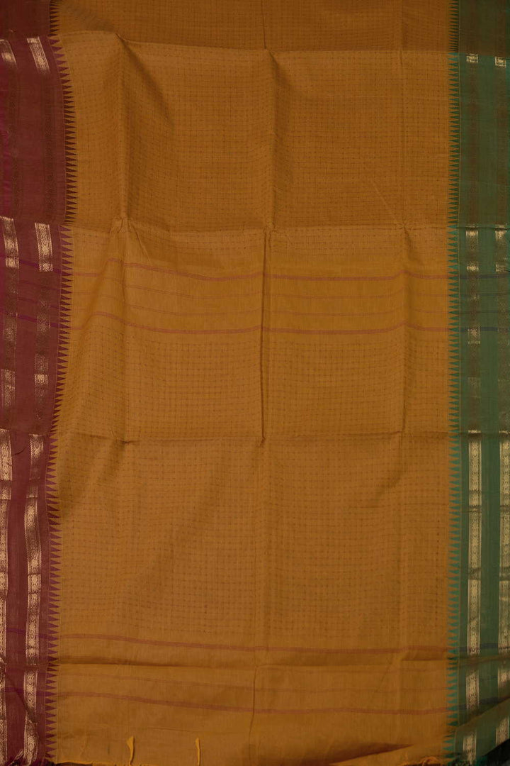 Kanchi Sarees - Matkatus 