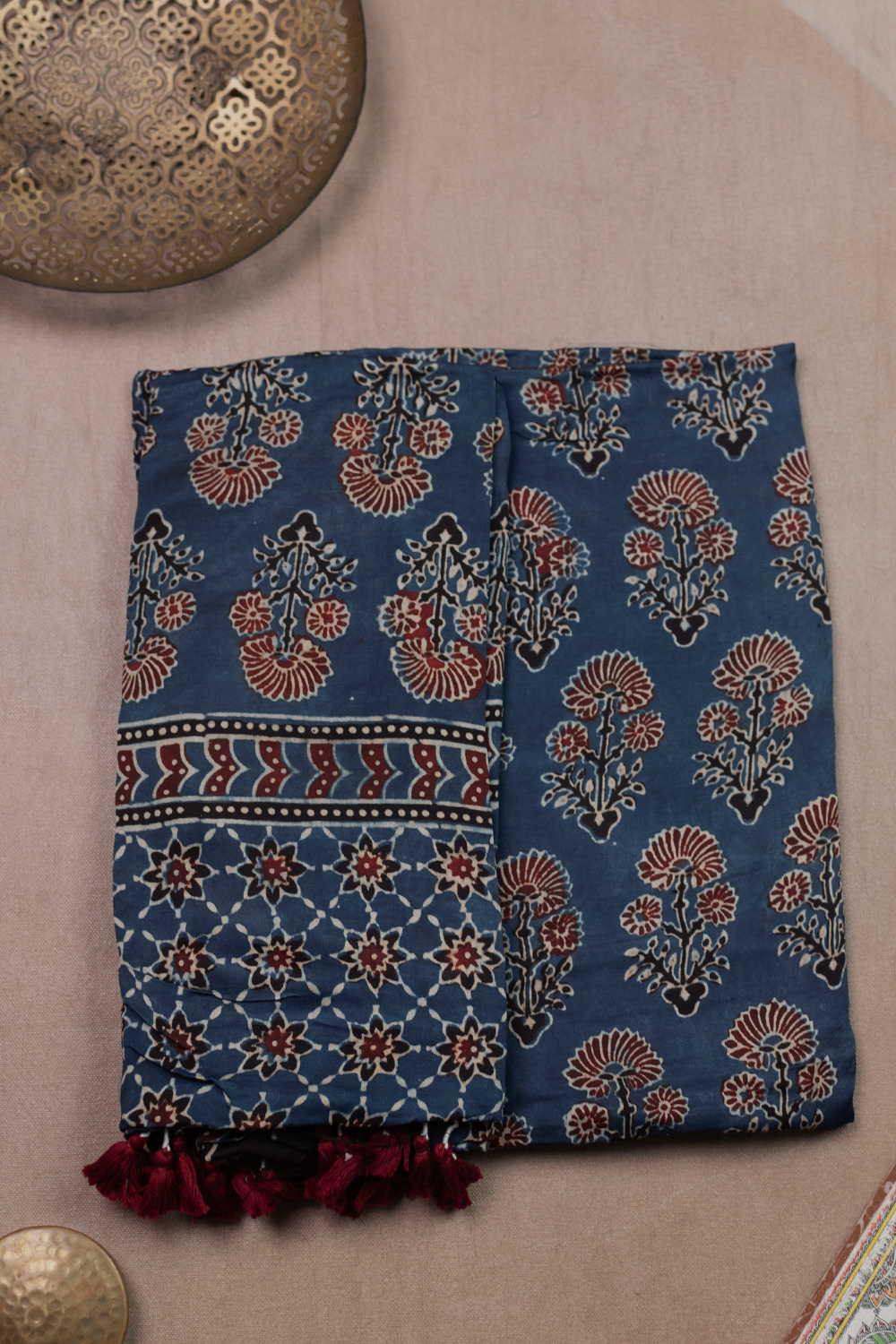 Unstitched Suits - Matkatus 