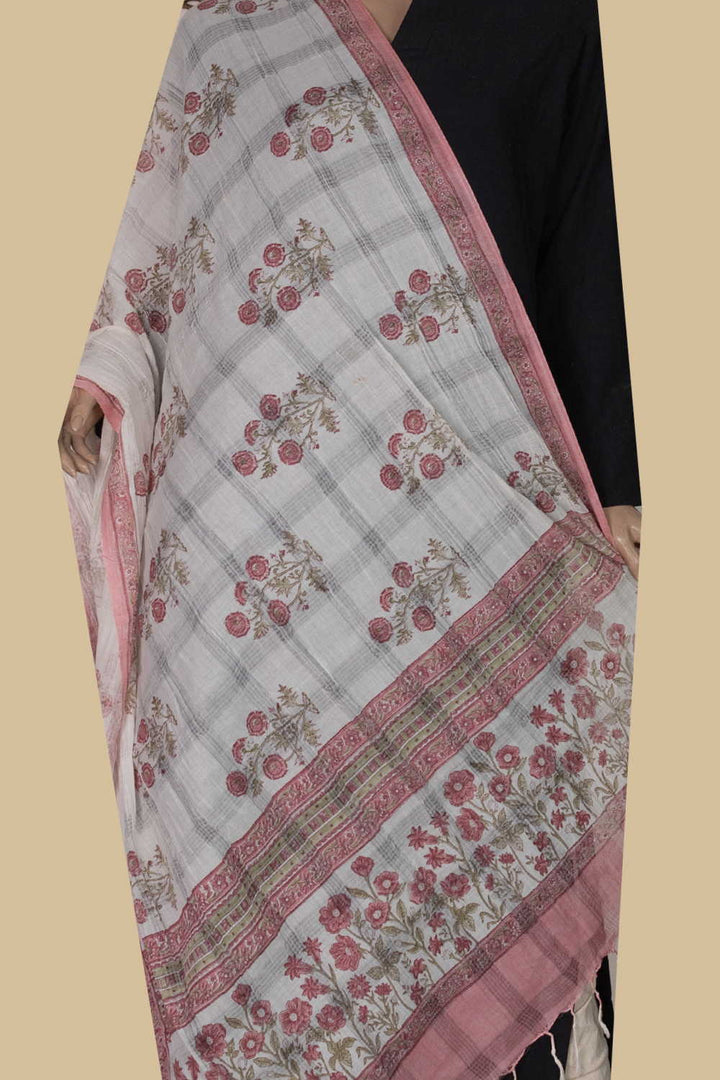 Dupattas - Matkatus