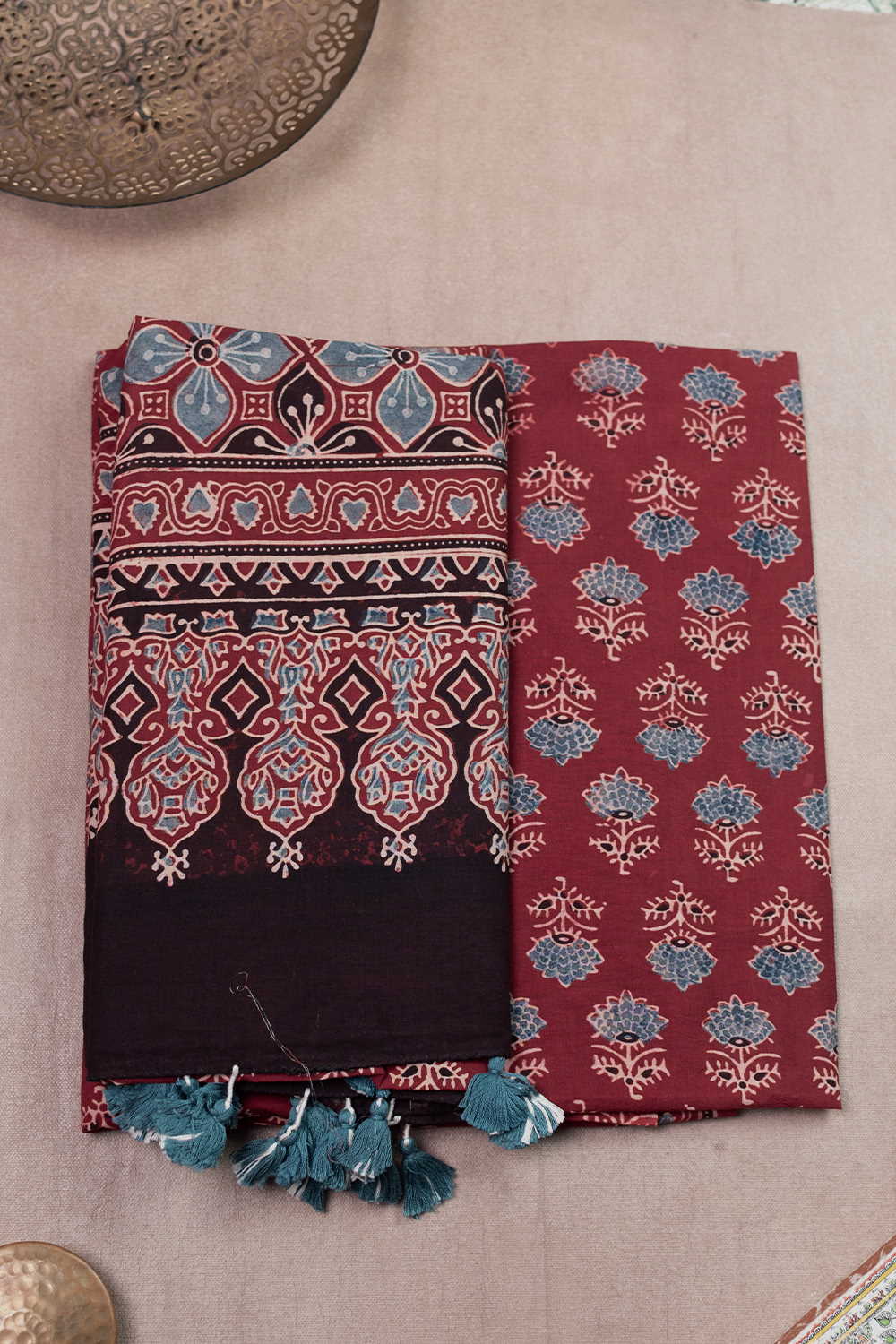 Ajrak Suits-Matkatus 