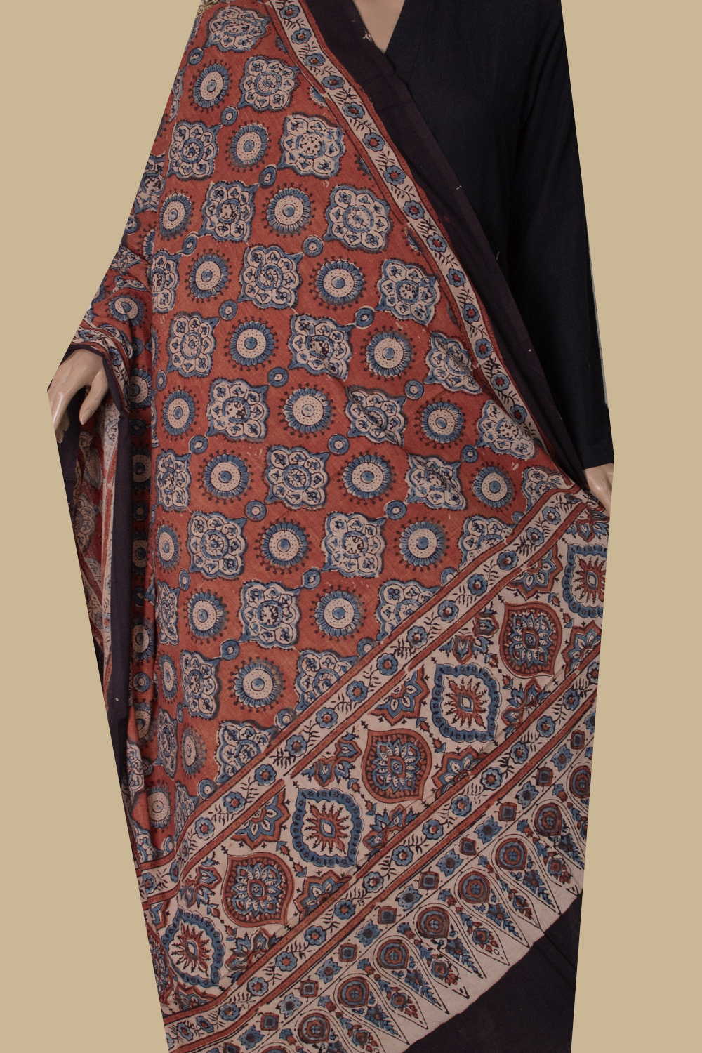Ajrak Dupatta - Matkatus 