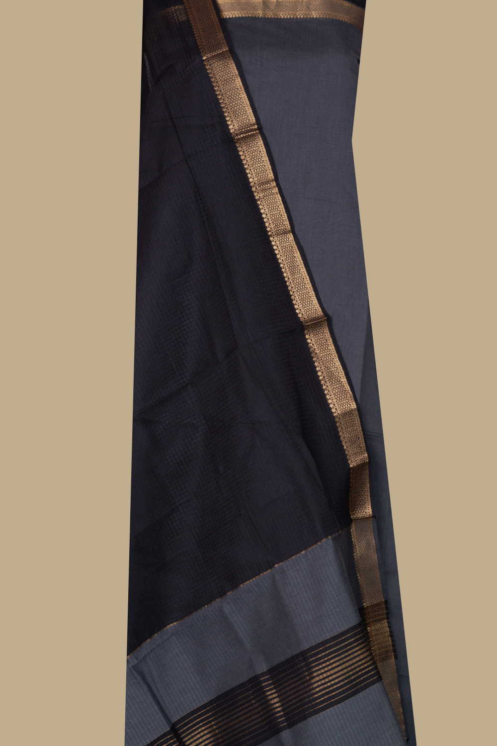 Mangalagiri Suits - Matkatus