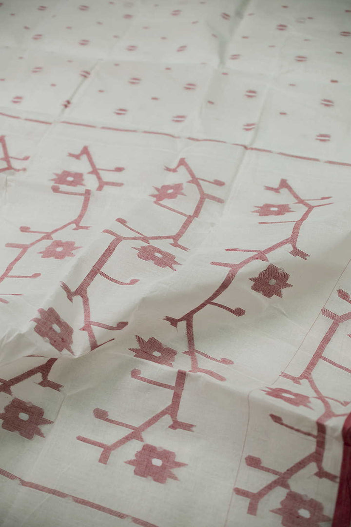 Sarees - Matkatus 