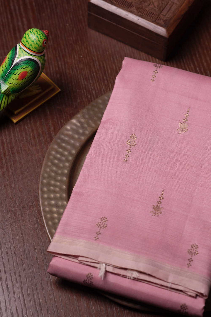 Kanjivaram Silk Saree - Matkatus