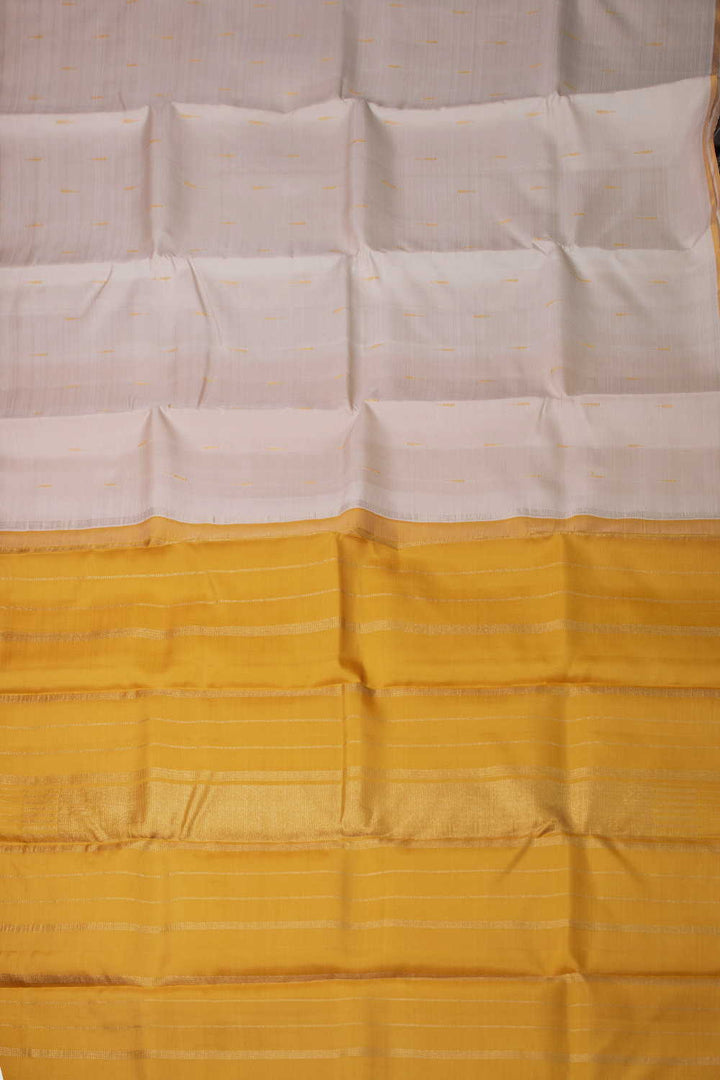 Kanjivaram Silk Saree - Matkatus