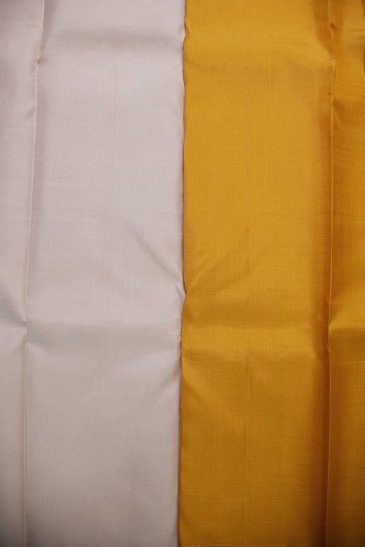 Sarees - Matkatus 