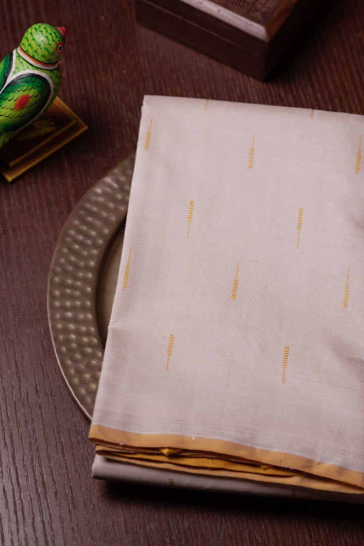 Sarees - Matkatus 