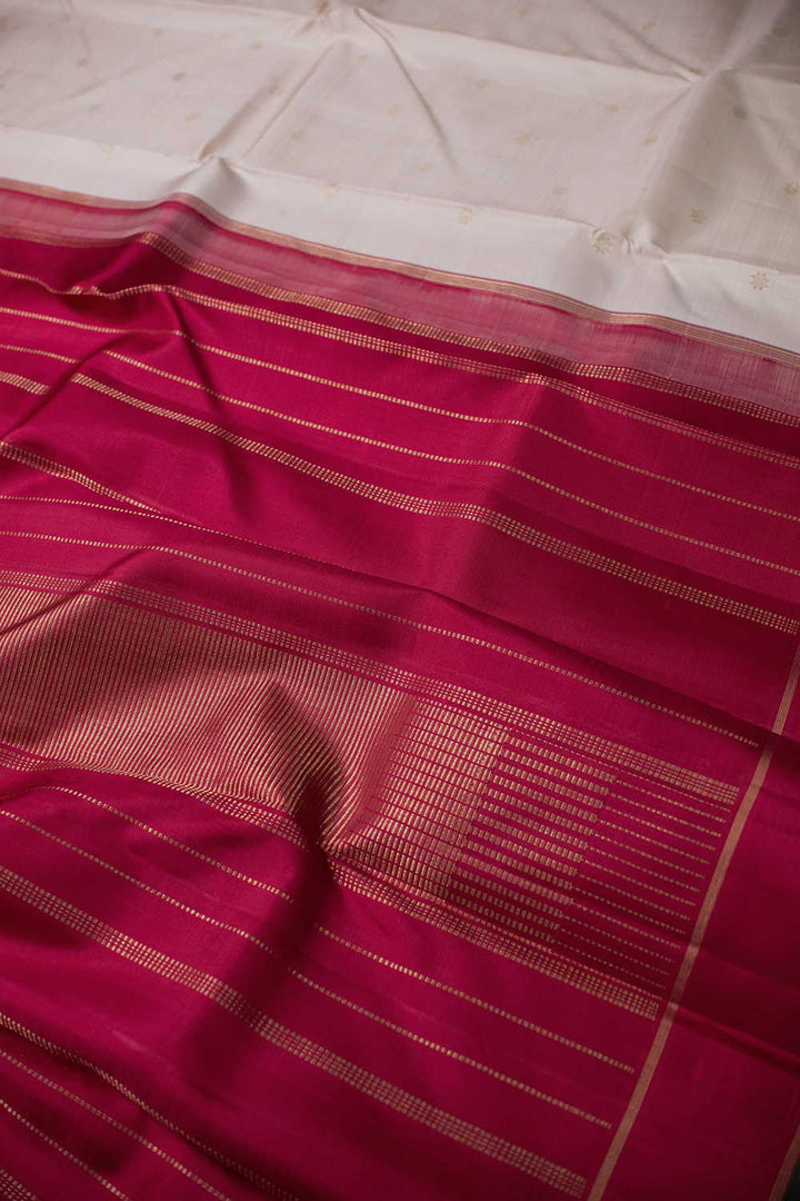 Sarees - Matkatus 