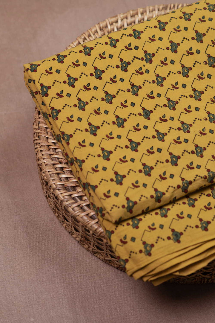 Ajrak Fabric - Matkatus 
