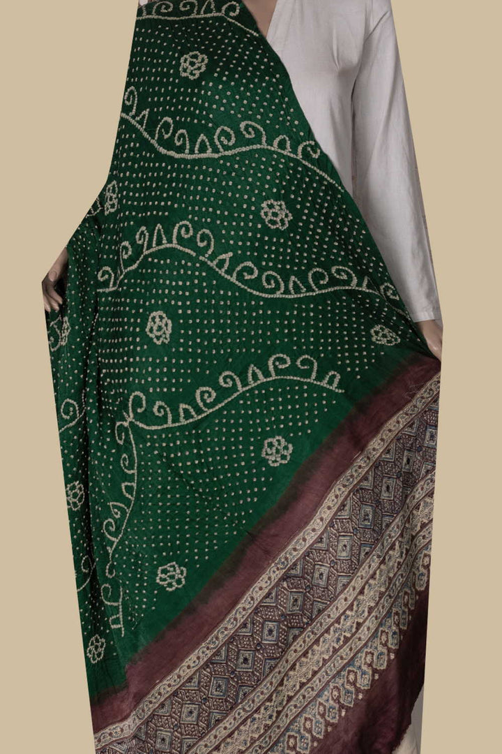 Bandhani Dupattas - Matkatus 