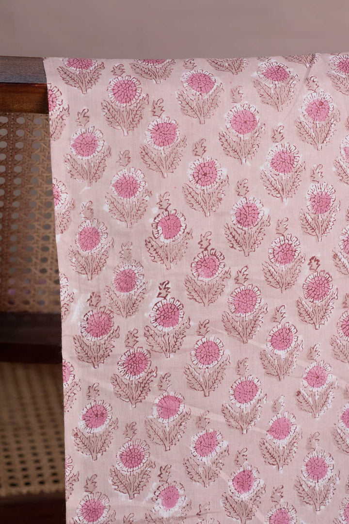 Block printed fabrics - Matkatus 