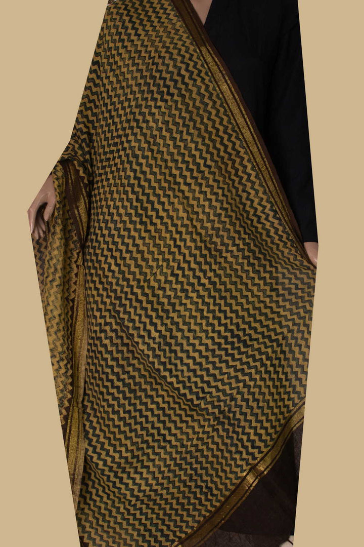 Ajrak Dupatta - Matkatus 