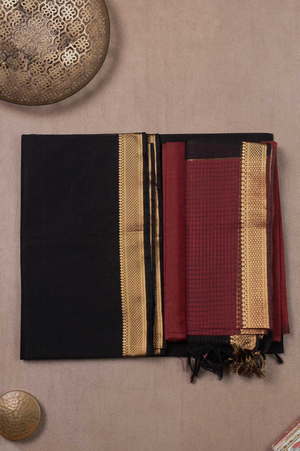 Mangalagiri Suits - Matkatus