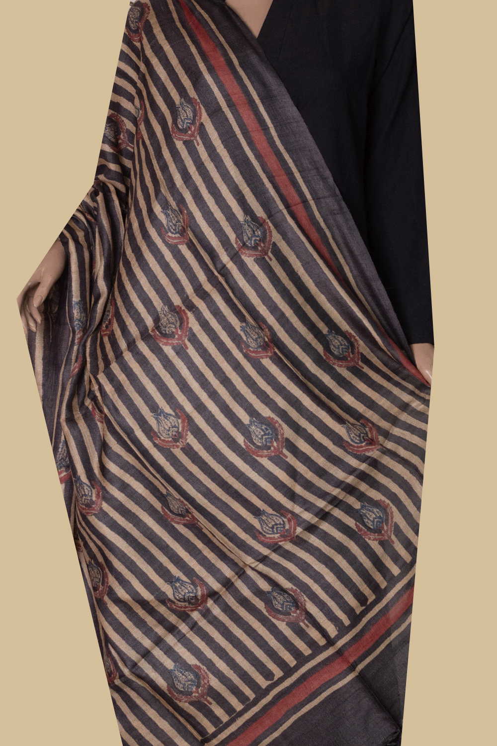 Tussar Silk Dupatta - Matkatus 