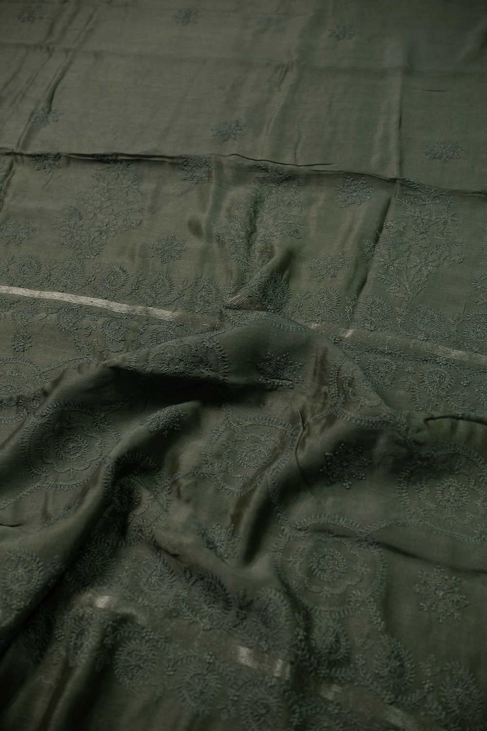 Embroidered Sarees - Matkatus 