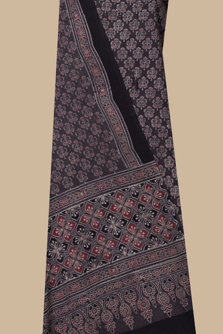 Unstitched Suits-Matkatus 