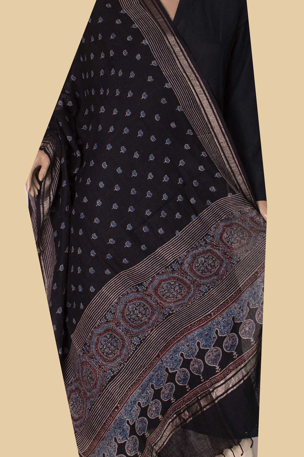 Ajrak Dupatta - Matkatus 