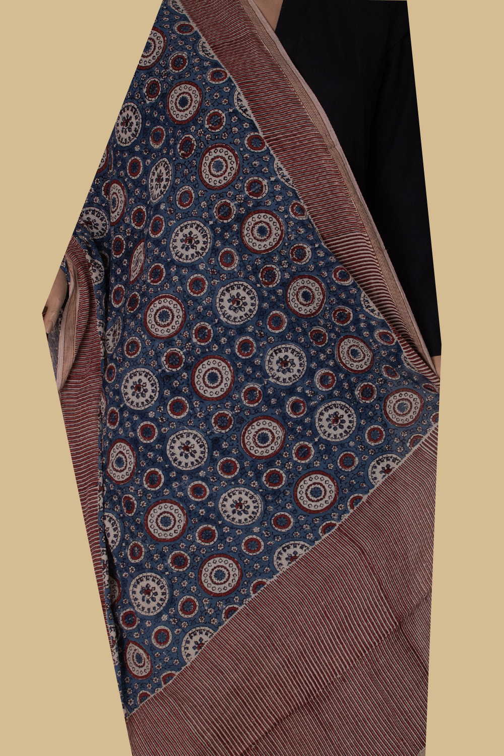 Ajrak Cotton Dupatta - Matkatus 