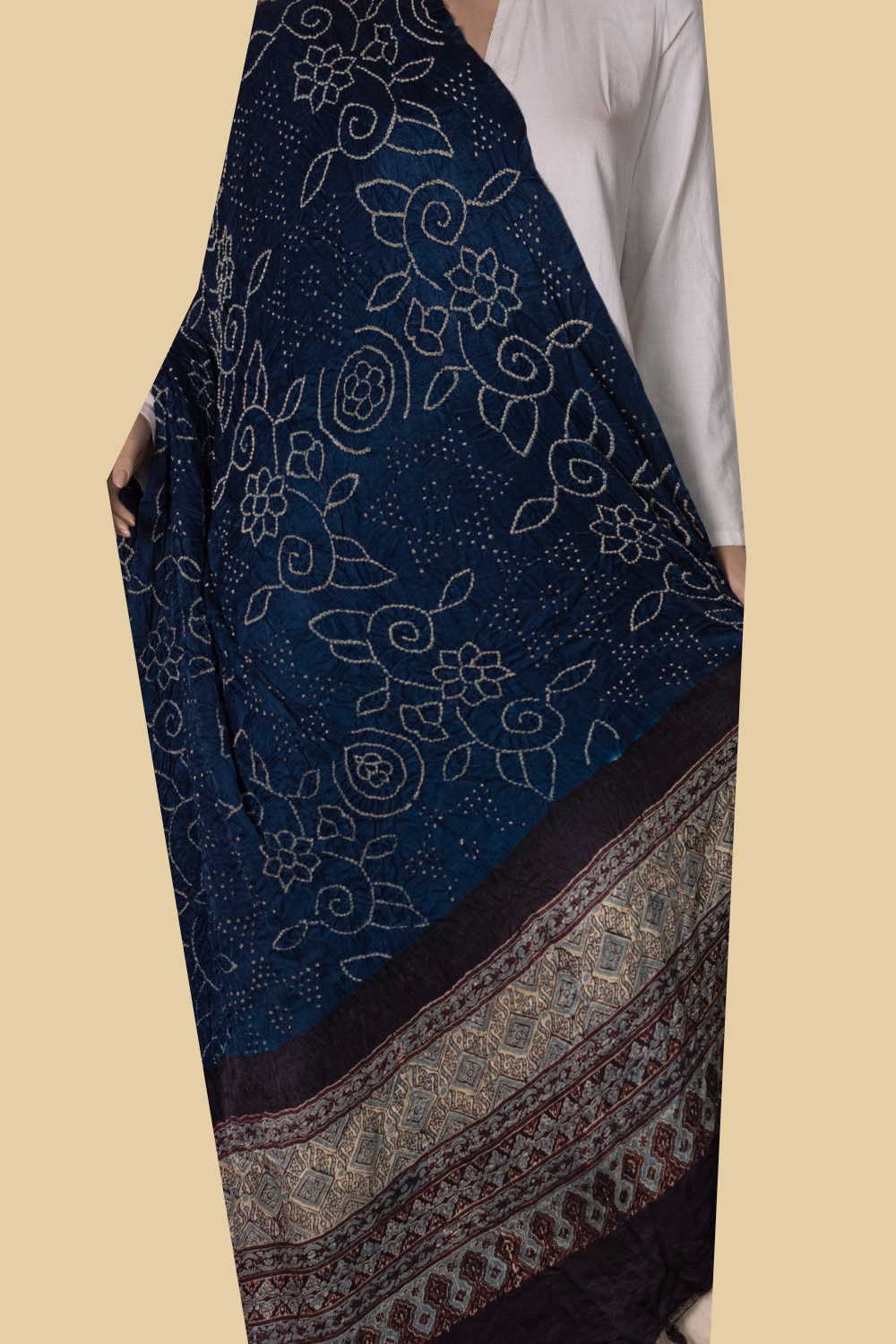 Bandhani Dupattas - Matkatus 