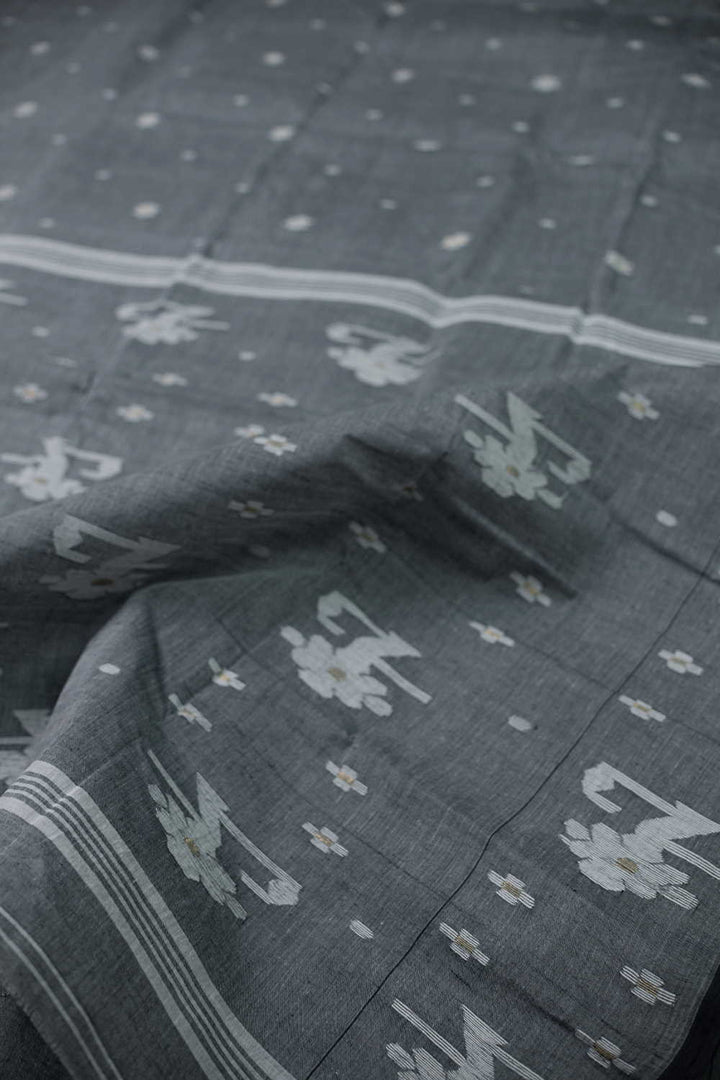 Sarees - Matkatus 