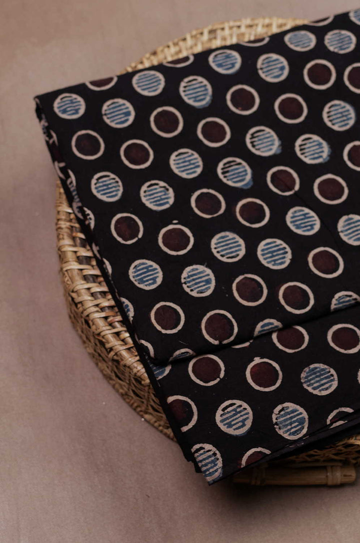 Ajrak Fabric - Matkatus 