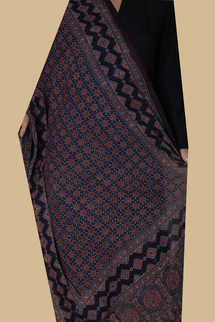 Ajrak Cotton Dupatta - Matkatus 
