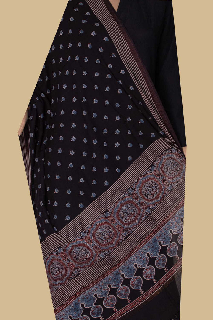 Ajrak Cotton Dupatta - Matkatus 