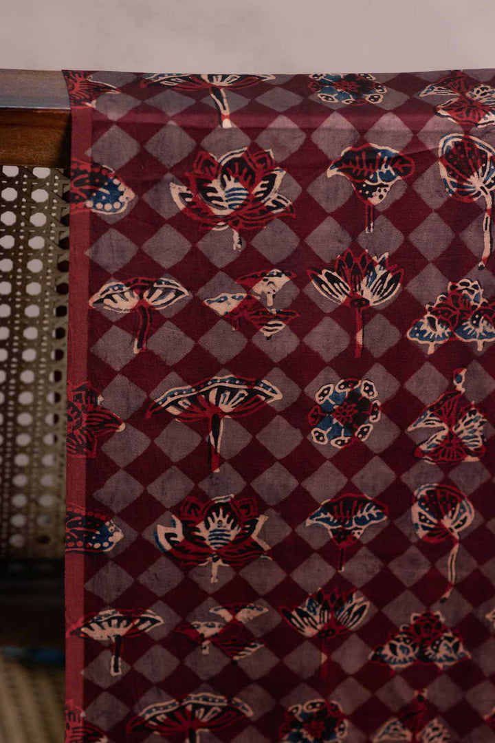 Silk Fabrics - Matkatus 