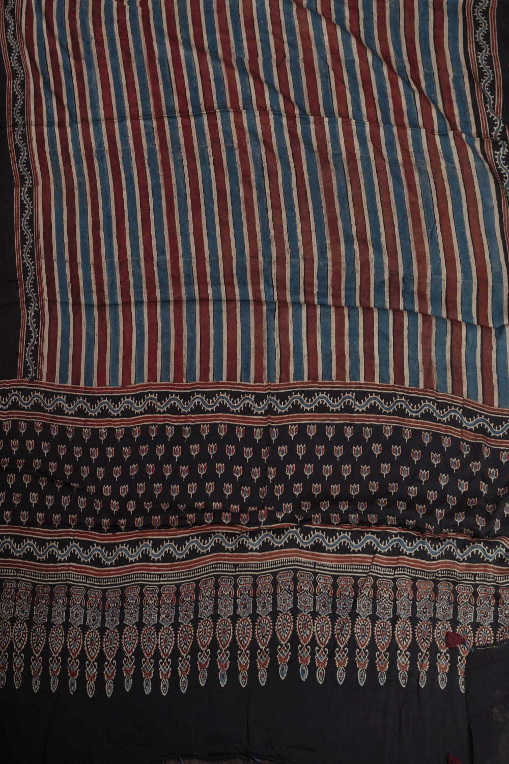 Unstitched Suits - Matkatus 