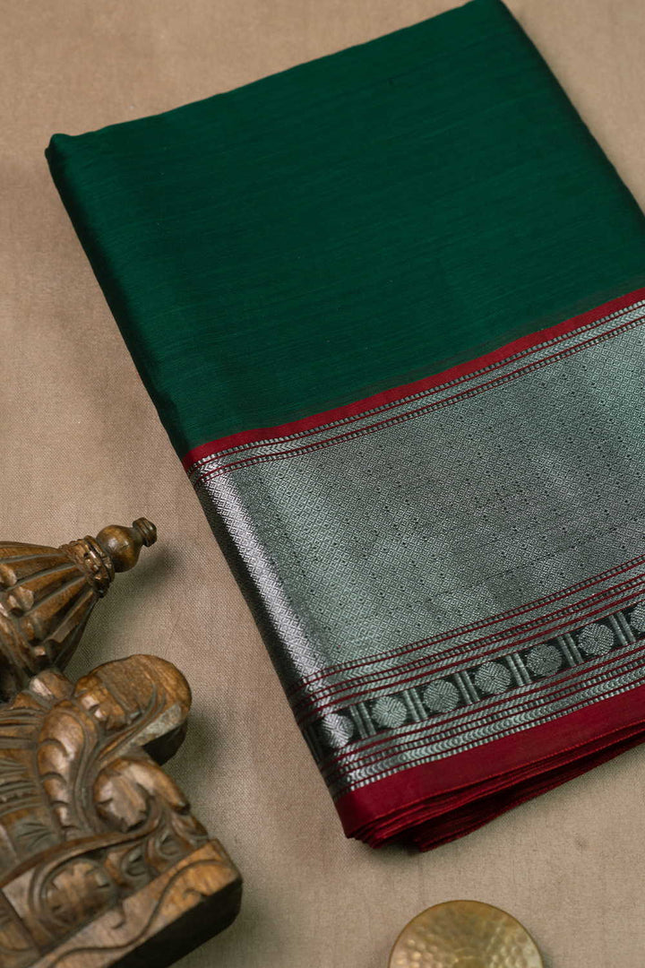 Border Fabrics - Matkatus 
