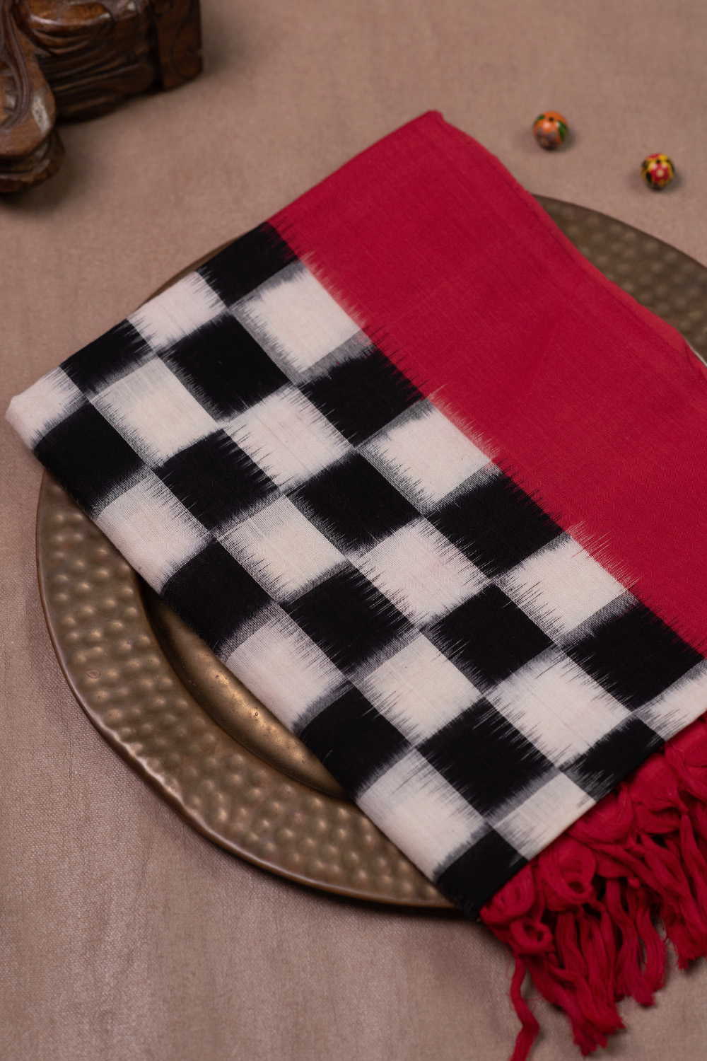 Handwoven Dupattas - Matkatus 
