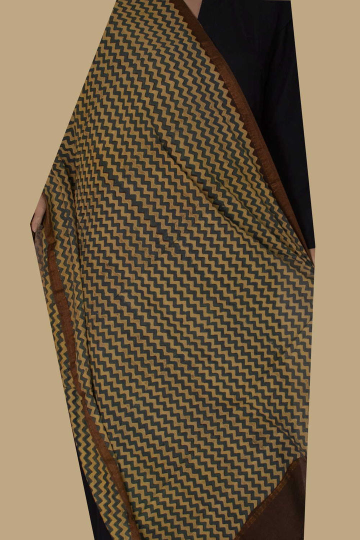 Ajrak Cotton Dupatta - Matkatus 