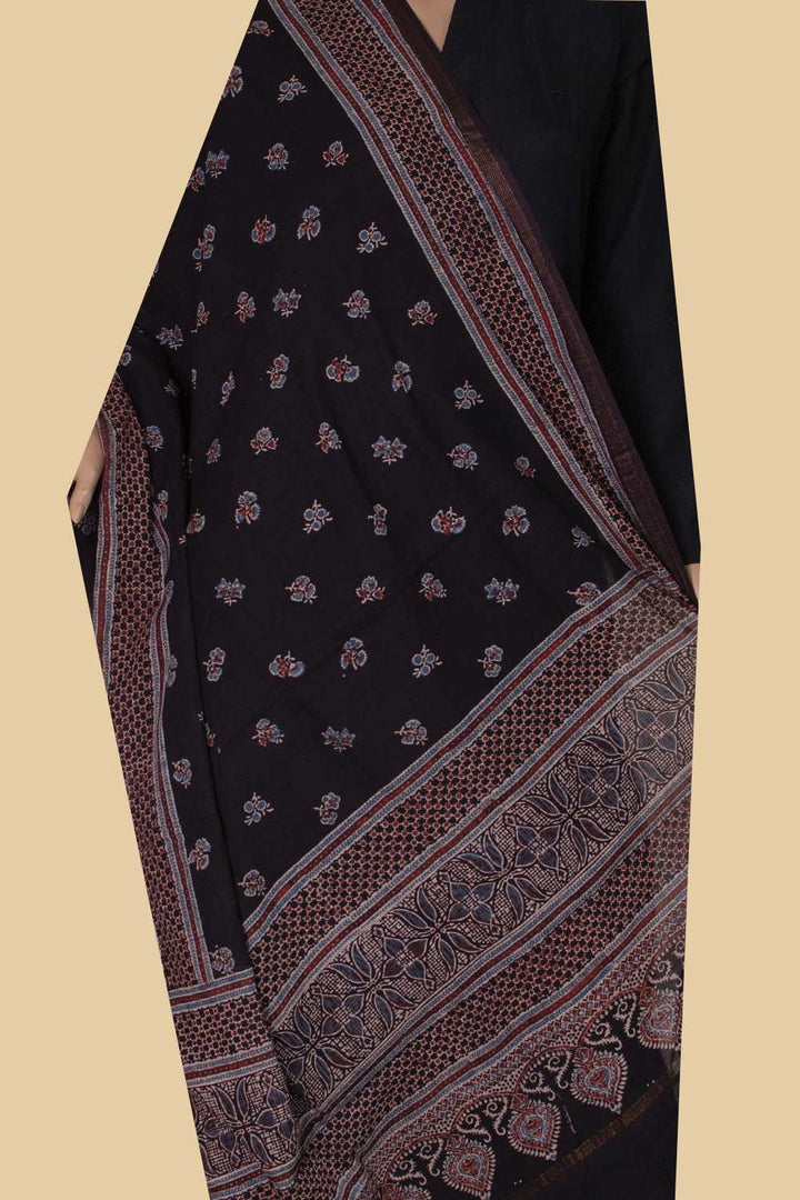 Ajrak Cotton Dupatta - Matkatus 