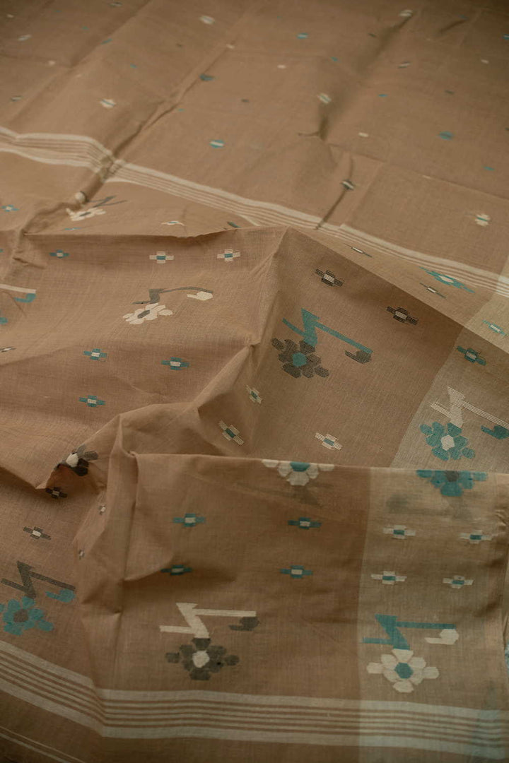 Sarees - Matkatus 