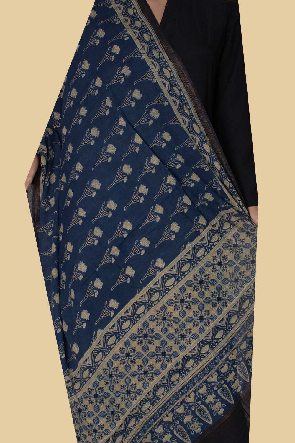 Ajrak Cotton Dupatta - Matkatus 