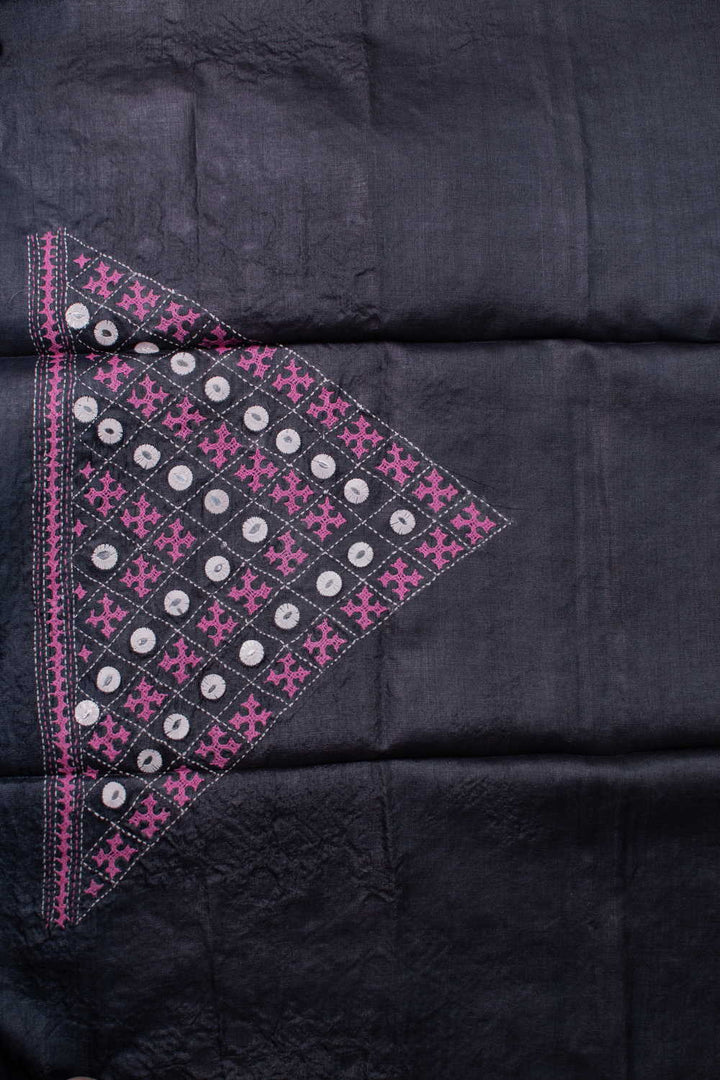 Kantha Work Blouse - Matkatus 