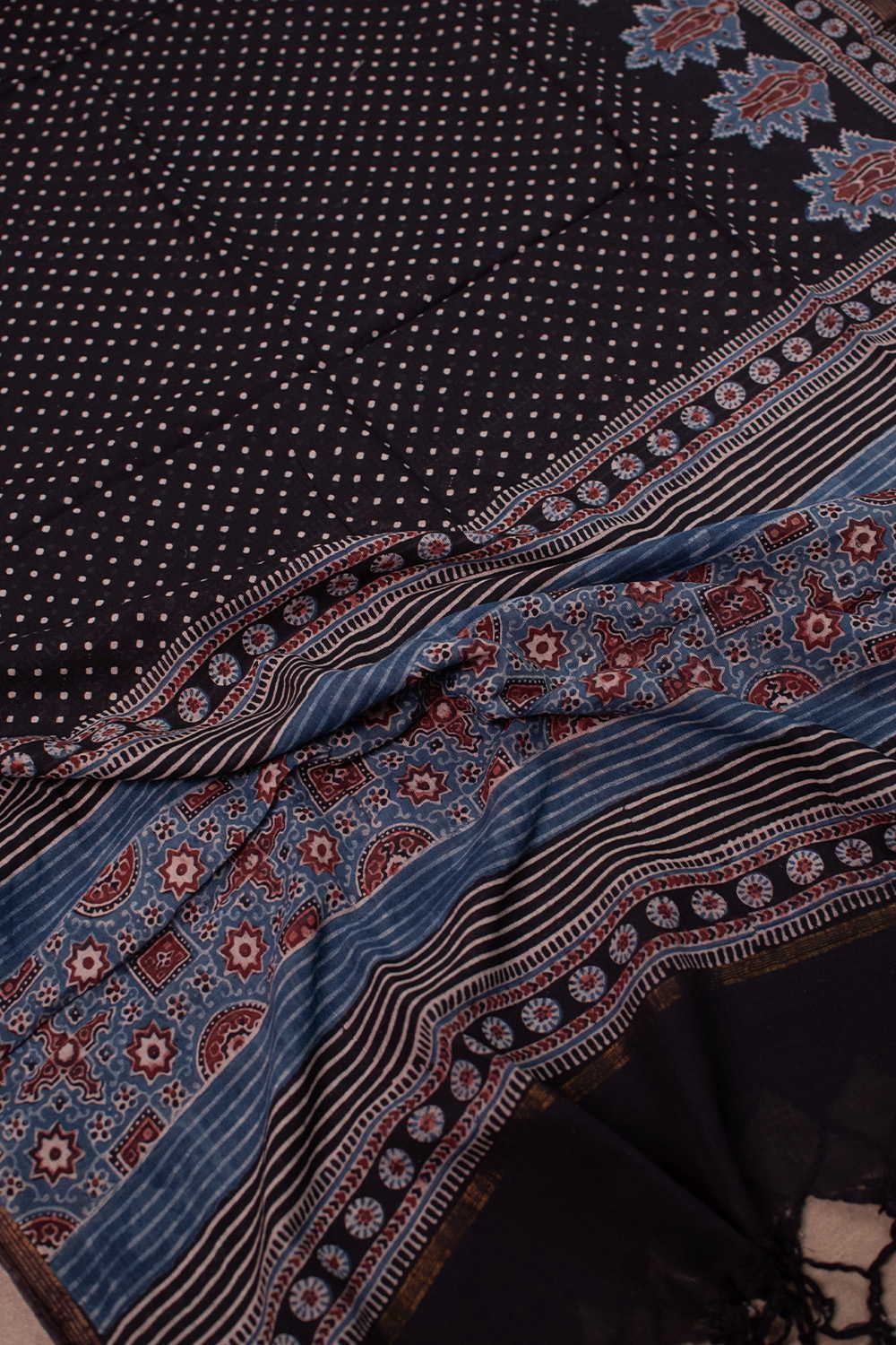 Block Printed Dupatta - Matkatus