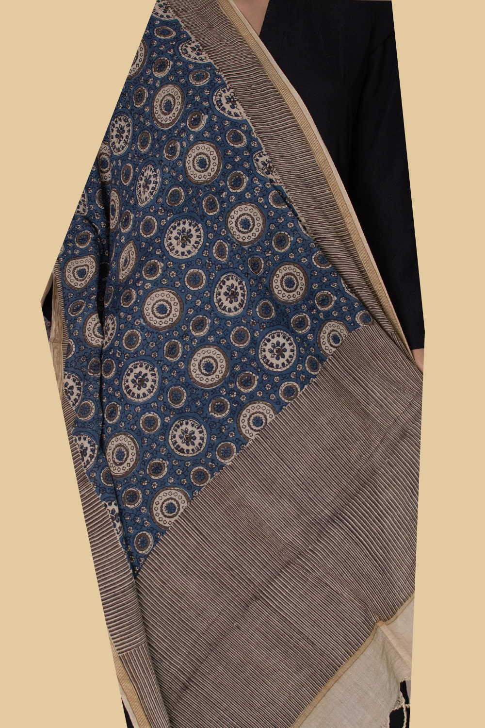 Ajrak Cotton Dupatta - Matkatus 