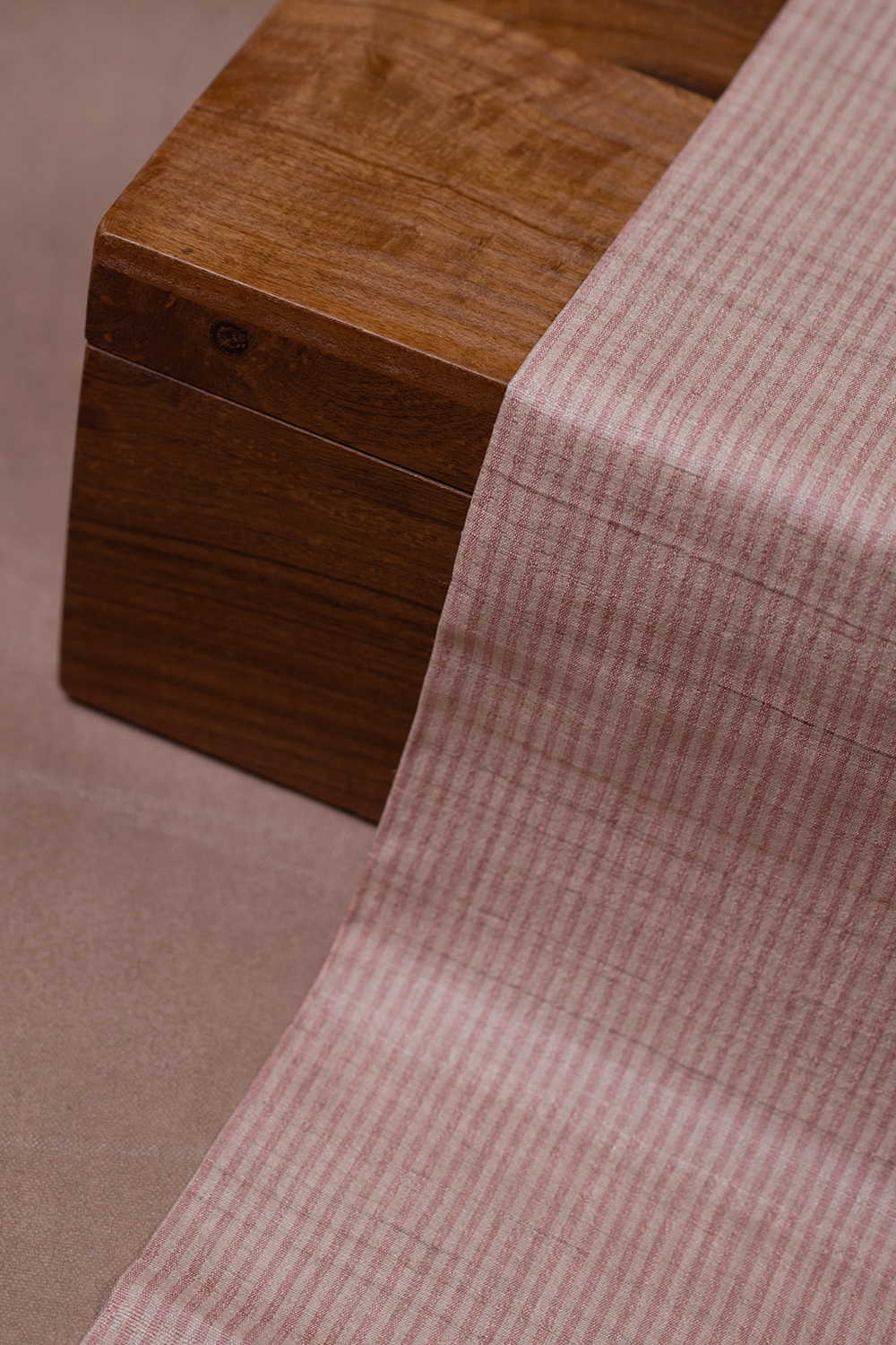 Silk Fabric - Matkatus 