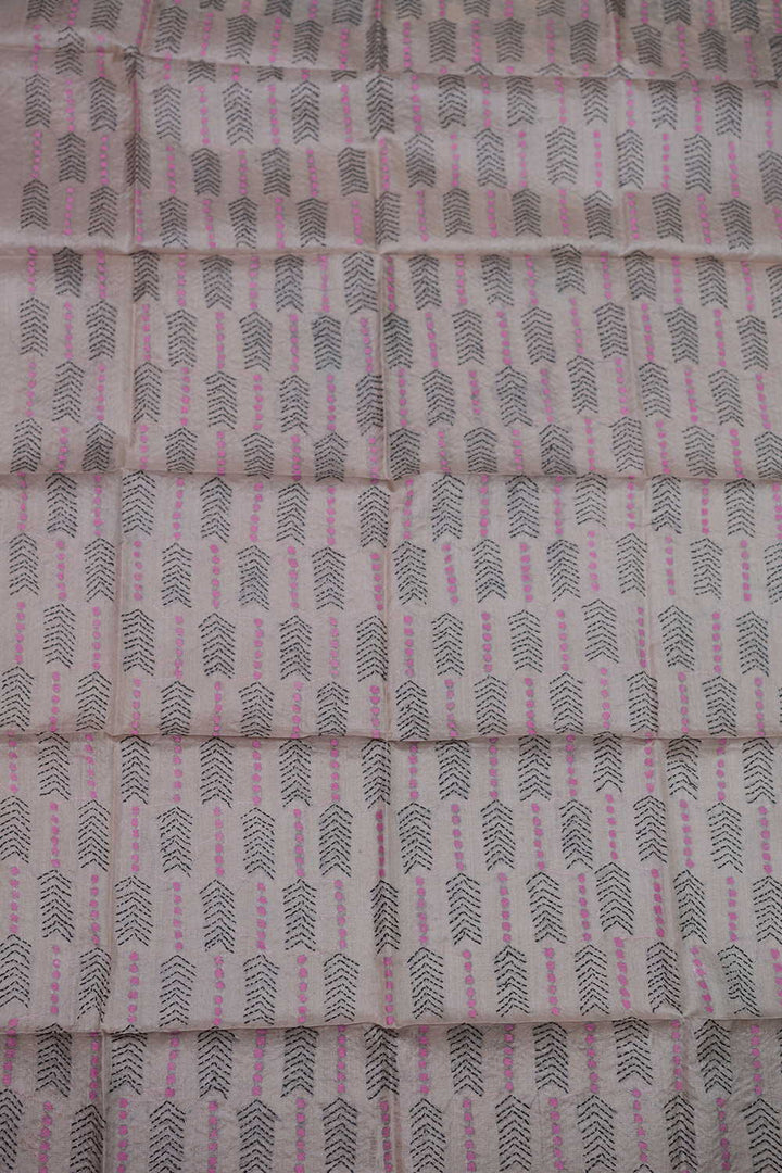 Embroidered Blouse - Matkatus