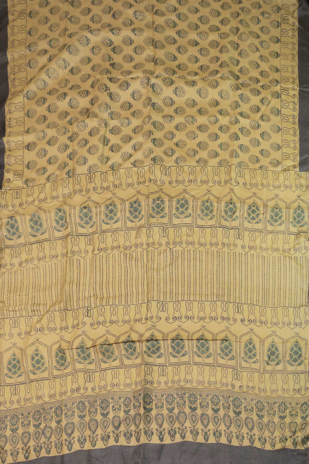 Ajrak Sarees - Matkatus
