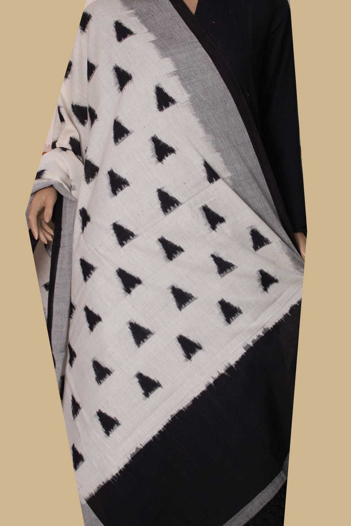 Ikat Cotton Dupatta - Matkatus