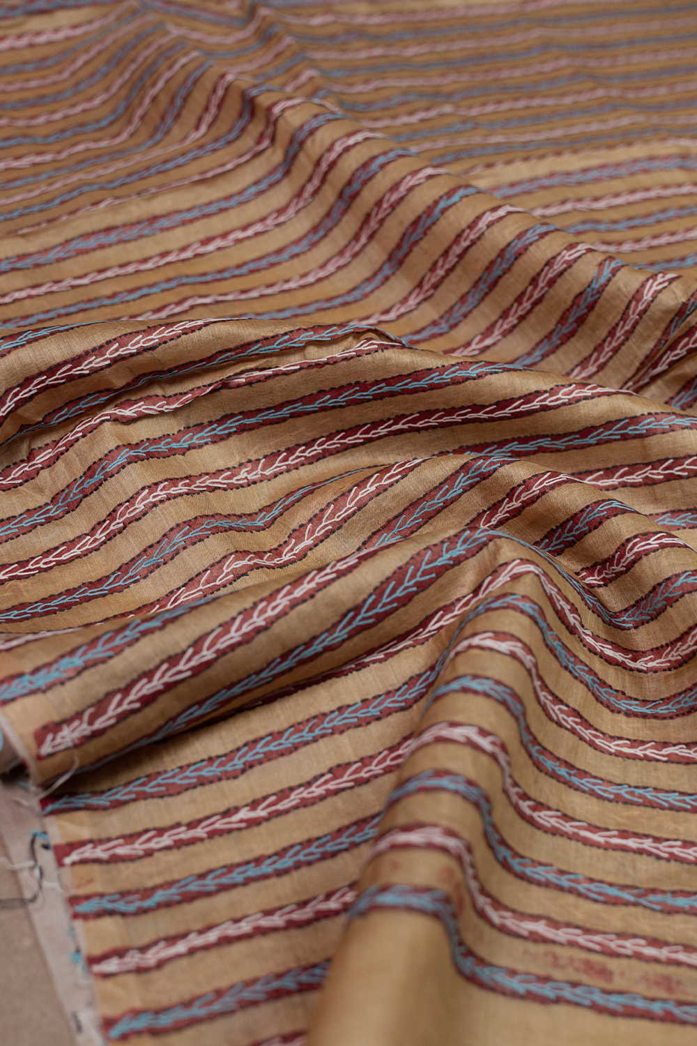 Tussar Silk Dupatta - Matkatus 
