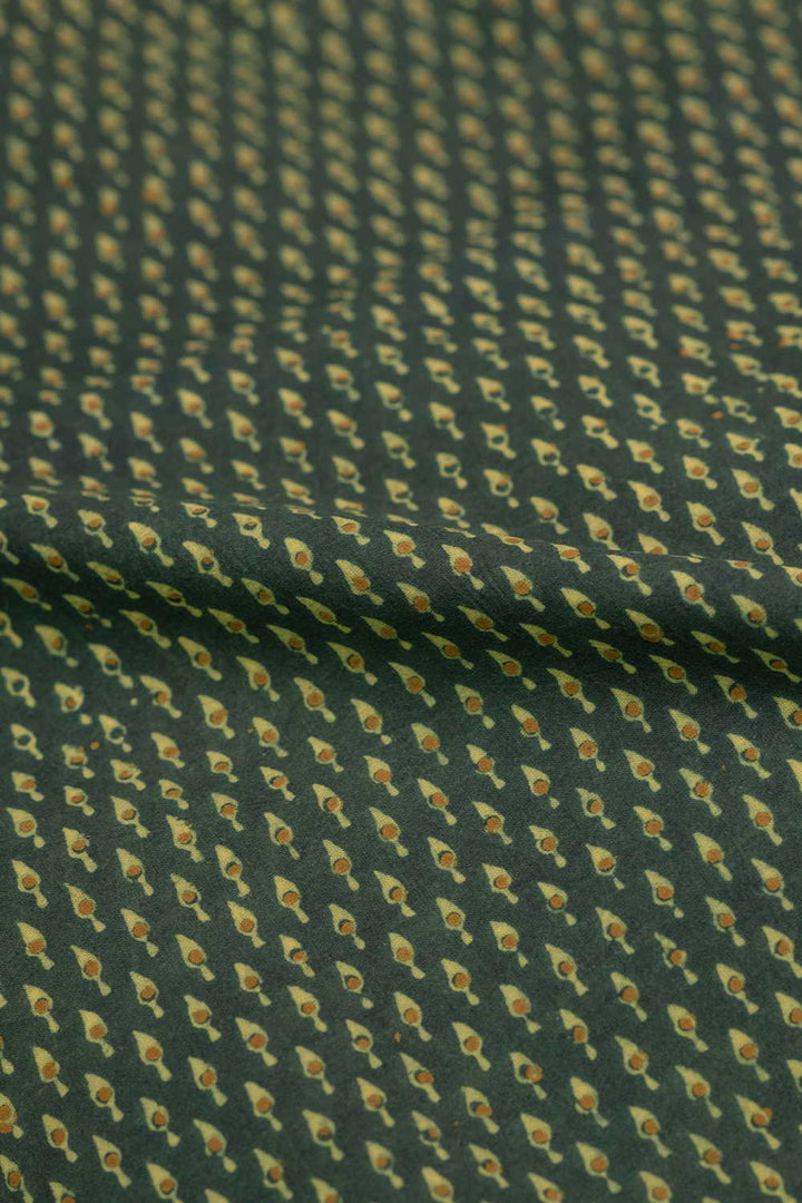 Ajrak Fabric - Matkatus 