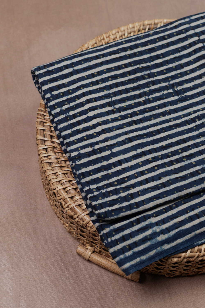 Ajrak Fabrics - Matkatus 