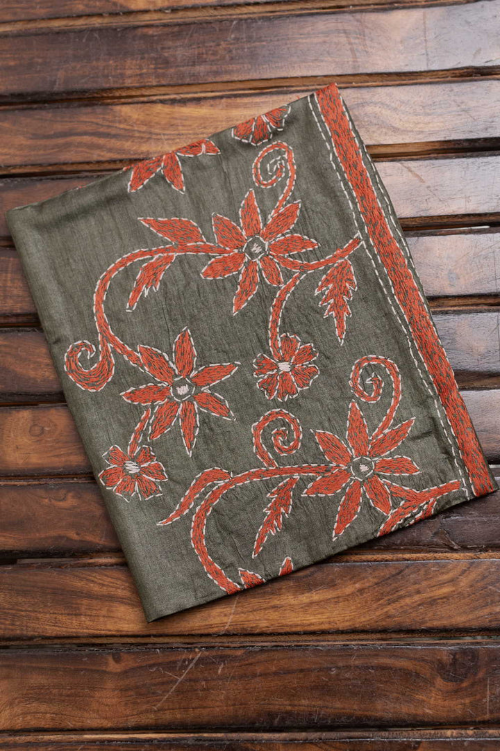 Embroidered Blouse - Matkatus 