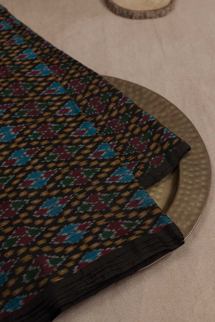 Ikat Fabrics-Matkatus 
