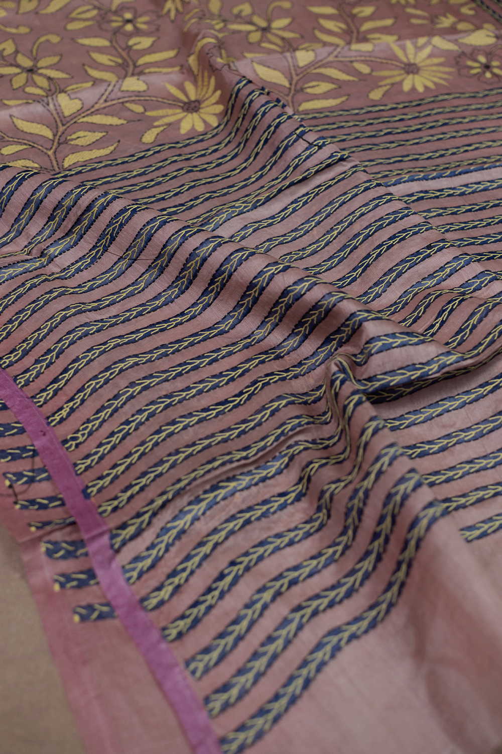 Tussar Silk Dupatta - Matkatus 