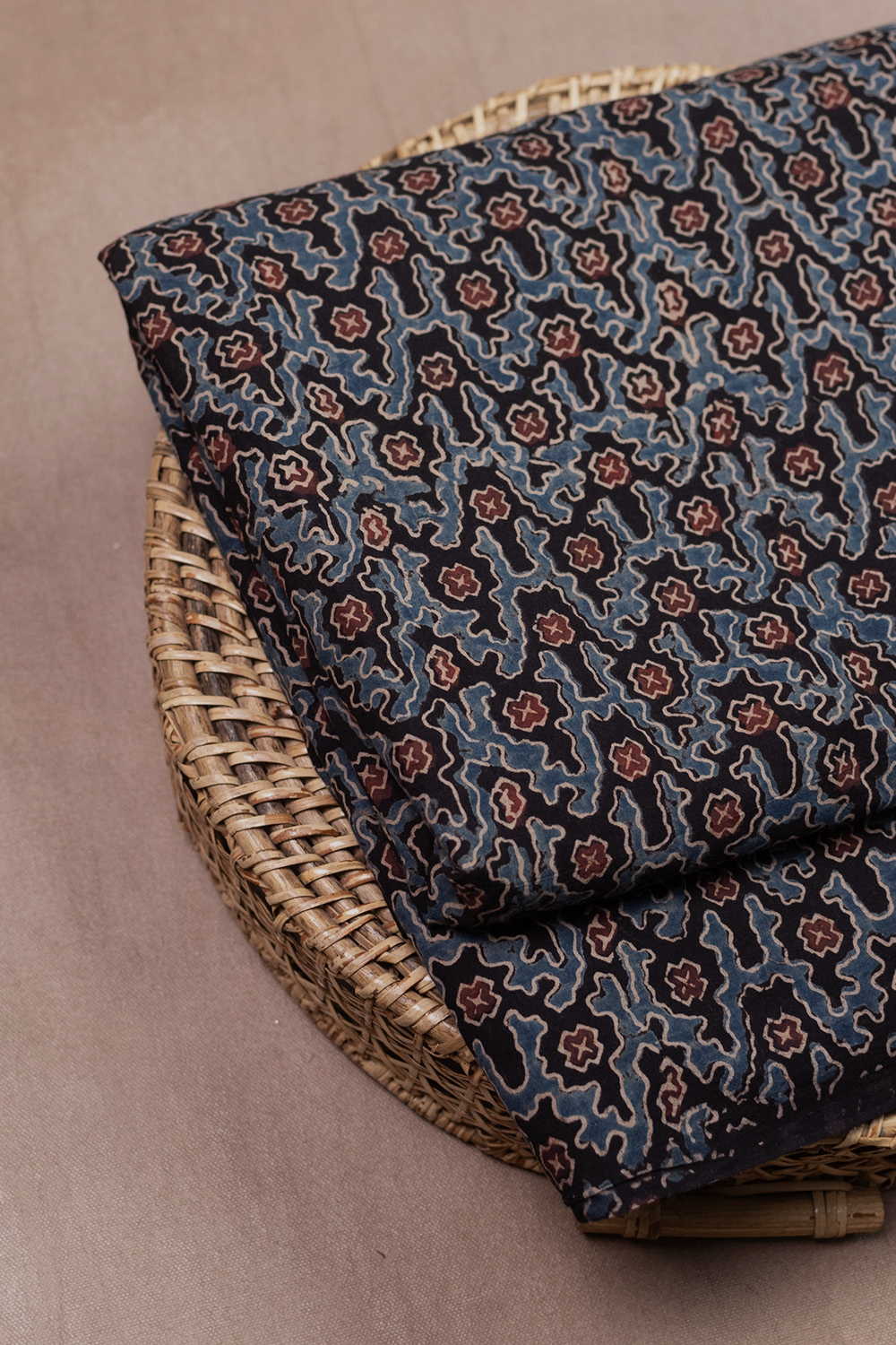 Ajrak Fabrics - Matkatus 